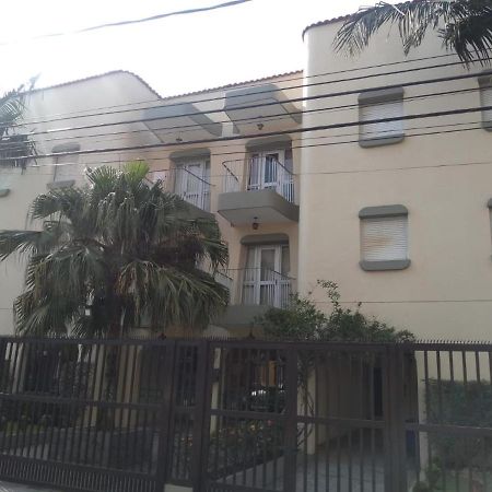 Otimo Custo Beneficio 400M Da Praia Guarujá Exterior photo